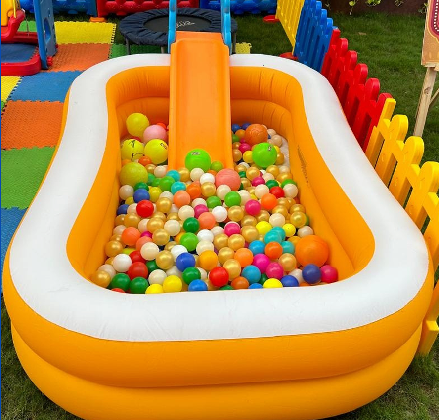 Compact ball pit for toddlers and young children